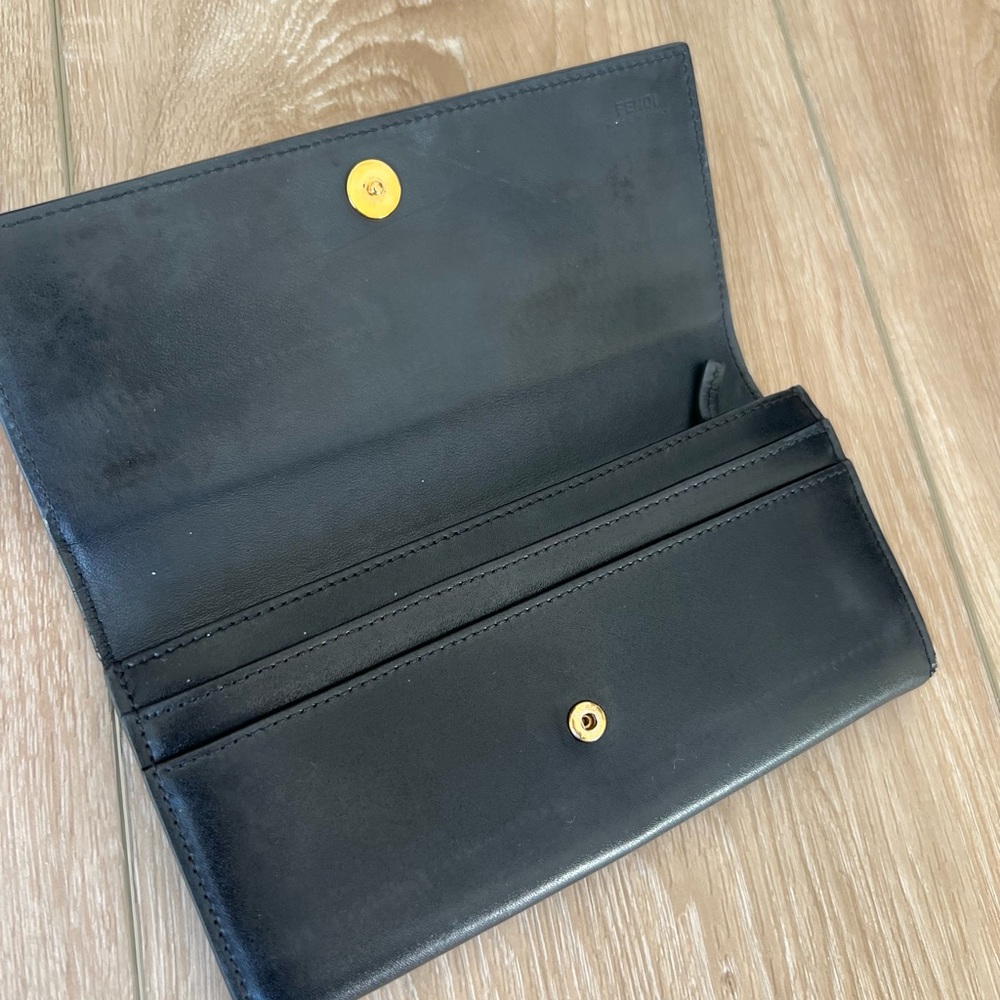 FENDI By The Way Continental long wallet in black leather with gold - Picture 5 of 9